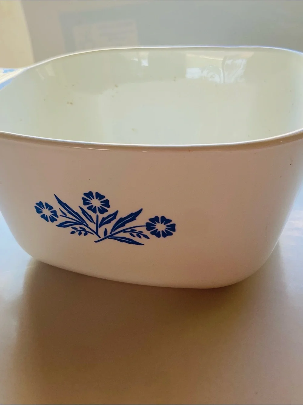 Vintage Corning Ware 7”x7” from 1975 in excellent condition, cottagecore
